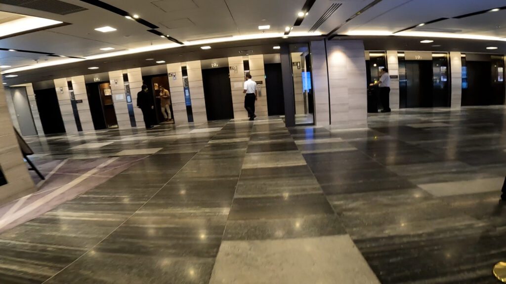 ホテルグランヴィア大阪エレベーターホール